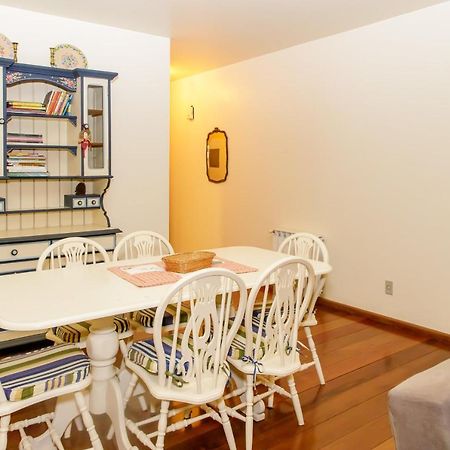 Apartamento Amplo E Aconchegante Na Av Das Hortencias No Centro De Грамаду Екстериор снимка